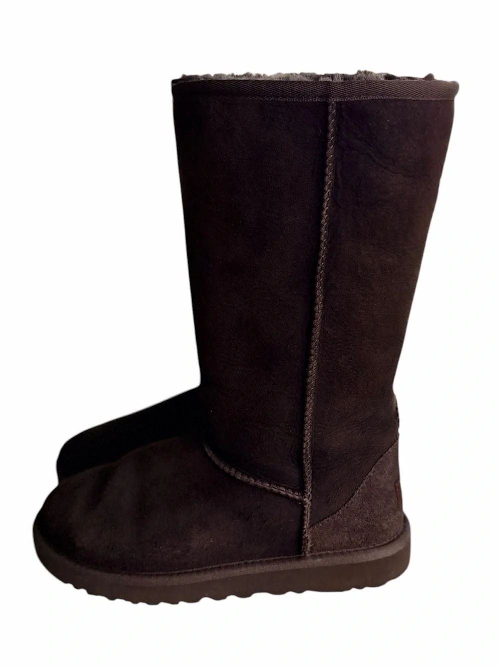 UGG Classic Boot in Dark Brown